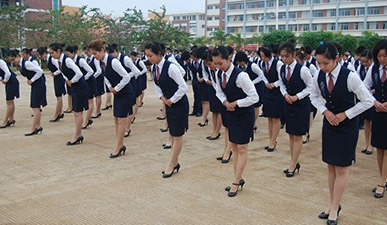 現(xiàn)代公關(guān)禮儀的類(lèi)型