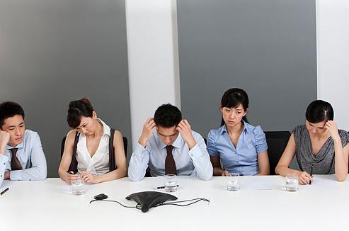 公關公司的媒介人員為誰做事？